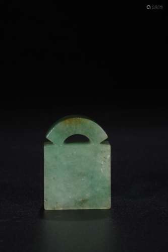 Night: jade sealSize: 3.6 cm wide and 2.6 x 1.4 cm weighs 38...