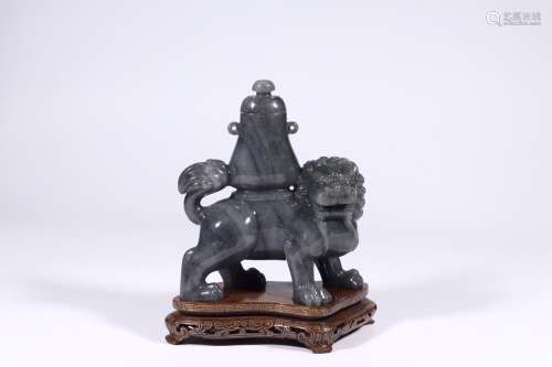 Aquarius and black and white jade lion tuo furnishing articl...