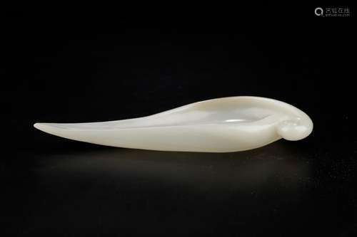 Hotan white jade leaf shape water jarSize: 17 * 6.5 * 2 cm w...