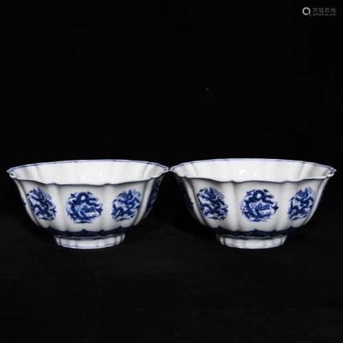 Blue and white dragon ten bowl 8.8 x19cm edges