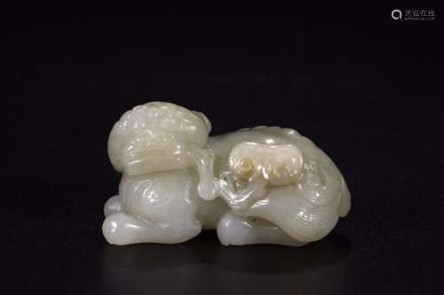 : hetian jade lion in delightSize: 6.3 cm wide and 3.2 cm hi...