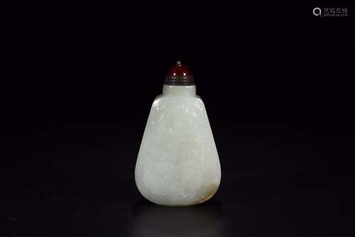 : hetian yu-long bai wen snuff bottlesSize: 9 cm long and 5....