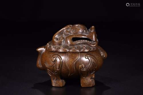 The copper lion aroma stoveSize: 11 cm long and 12.9 cm wide...