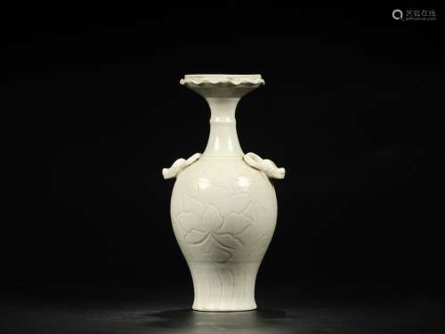 Set porcelainSize: 29.5 cm diameter, 10.6 cm high bottom dia...