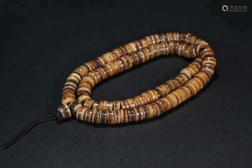 old kapala beads 1.3 cm in diameter, the hole is 0.5 cm, 108...