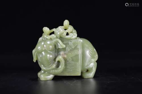 Old hetian jade elephants carved pieces, hotan topaz is very...