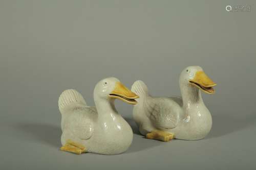 Bionic porcelain duck a pair of long and 16.5 CM, 10.7 CM wi...