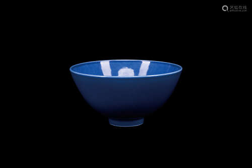 宝石蓝釉碗