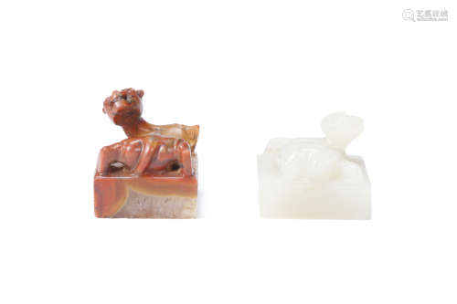 Two White Jade Seal, Agate Seal