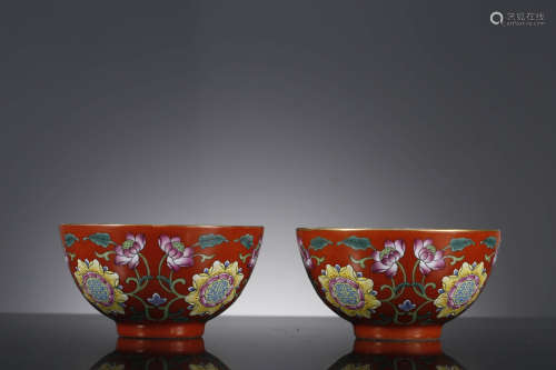 A Pair Of Falangcai Glaze Longevity Bowls