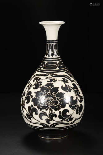 A Chinese Cizhou Incised Flower Yuhuchun