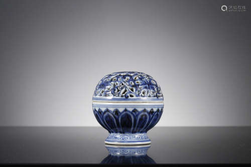 A Blue And White Floral Censer