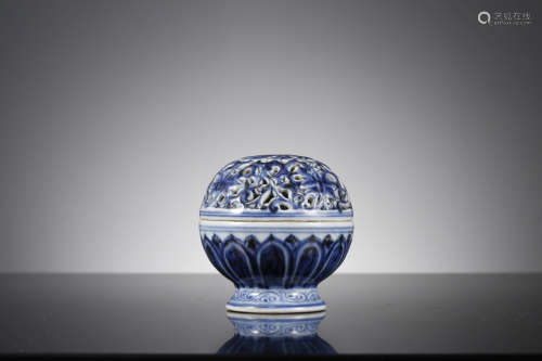 A Blue And White Floral Censer
