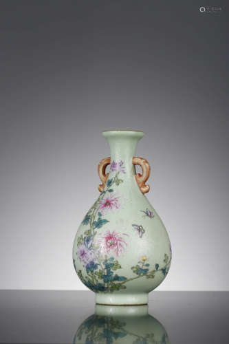 A Chinese Green Ground Famille Rose Flower Vase, Yongzheng M...