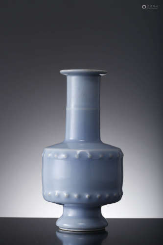 A Chinese Blue Glaze Long Neck Vase