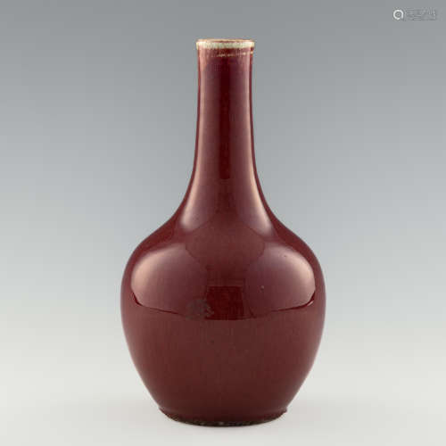 十九世紀   紅釉天球瓶A Chinese red-glazed vase19th century