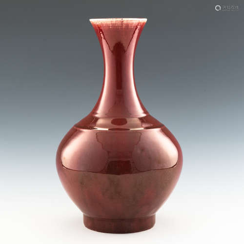 十九世紀   紅釉賞瓶A Chinese red-glazed vase19th century