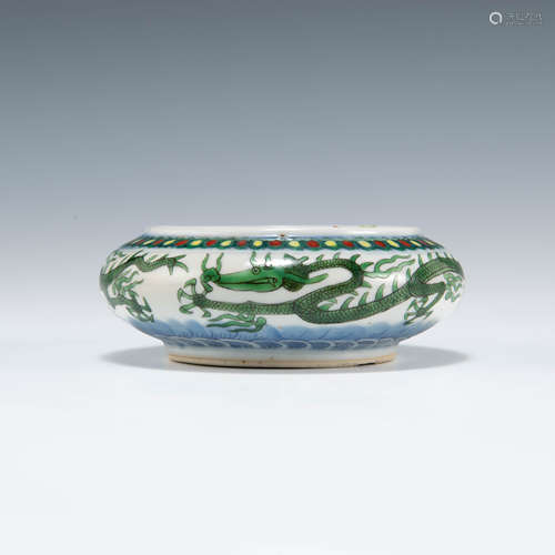 十九世紀   鬥彩魚藻紋筆洗A Chinese doucai brush washer19th c...