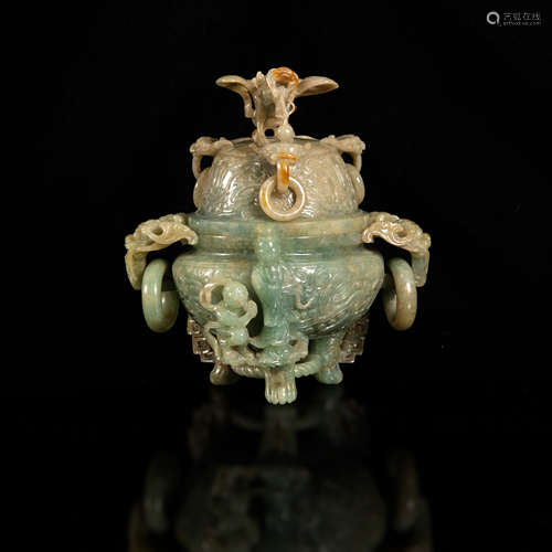 十九世紀   翡翠雕觀音蓋爐A Chinese carved jadeite Guanyin ce...