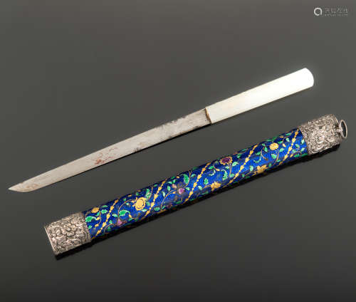清乾隆   銅胎琺瑯白玉柄鞘刀A Chinese knife with cloisonne sh...