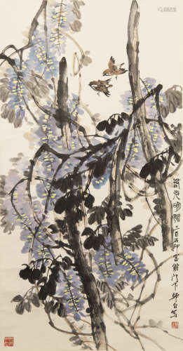 婁師白   紫藤立軸A Chinese painting of wisteriasigned Lou Sh...