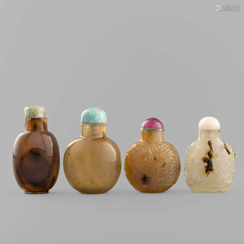 十九世紀   各式瑪瑙鼻煙壺四只Four Chinese agate snuff bottle...