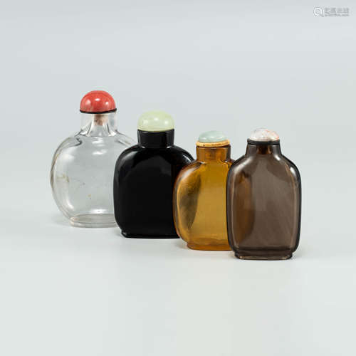 十九世紀   各色料器鼻煙壺四只Four Chinese glass snuff bottle...