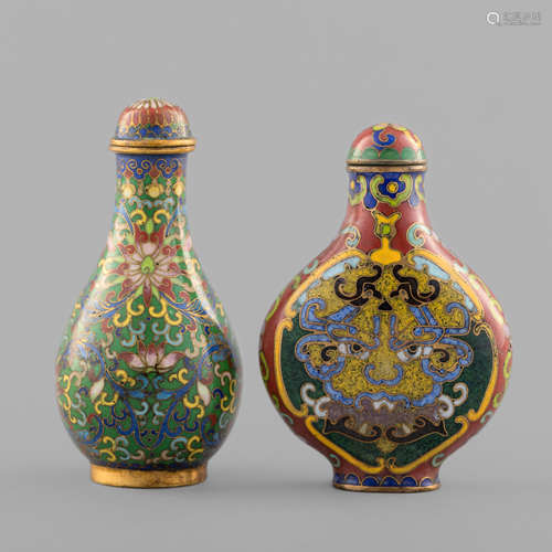 民國   銅胎掐絲琺瑯鼻煙壺兩只Two Chinese cloisonne snuff bot...