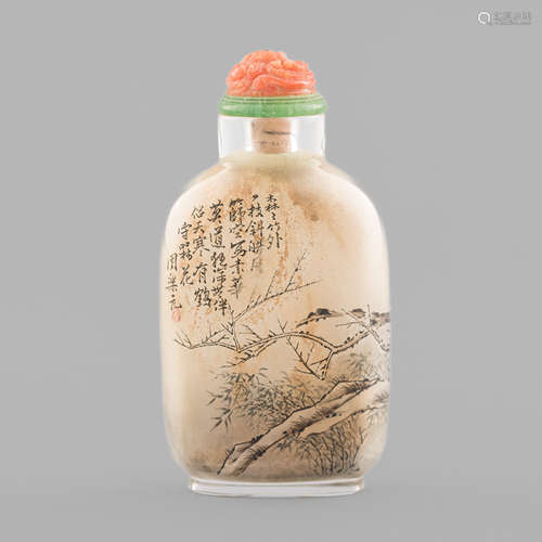 周樂元   內畫花鳥鼻煙壺A Chinese inside-painted glass snuff ...