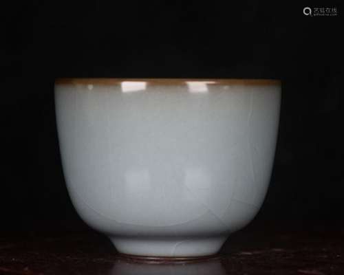 Powder blue agate glaze bian city official kiln bell glass c...