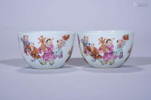 Pastel baby play figure cup a pair of characters, 4.8 cm hig...