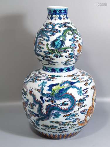 Blue and white color red dragon fights wear high cloud gourd...