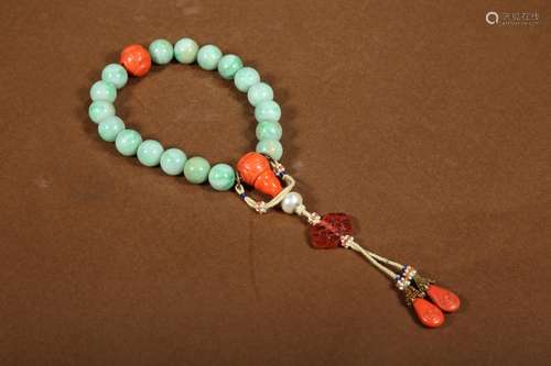 Jade, armed with27 cm long string length 14 cm CM122 bead di...