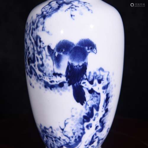 Ceramics with blue and white birds stay together grain roths...