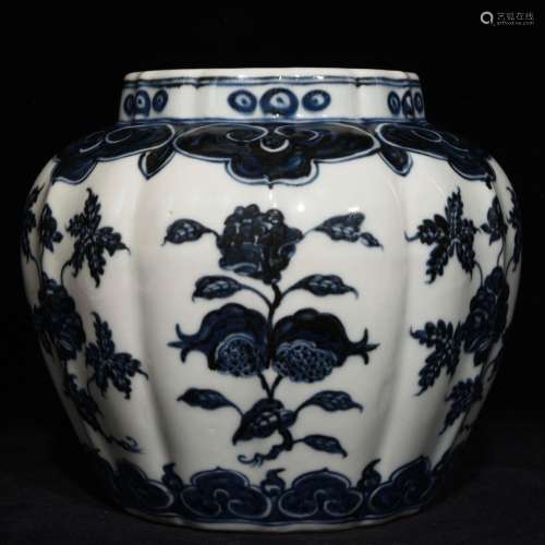 Blue and white flower grain melon leng 17 x19 tank