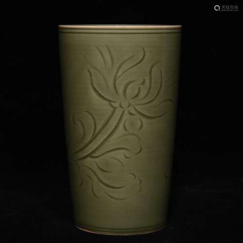 The kiln hand-cut 15.6 x9.5 brush pot