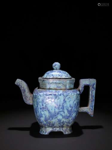 Famous purple imitation jun glaze the teapotSpecification: 1...
