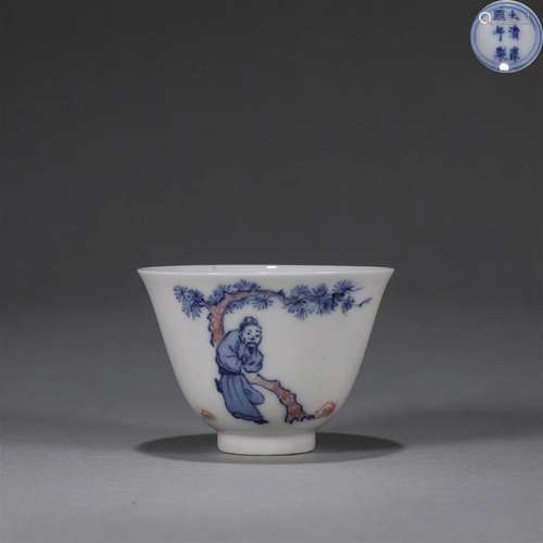 A blue and white figure porcelain cup