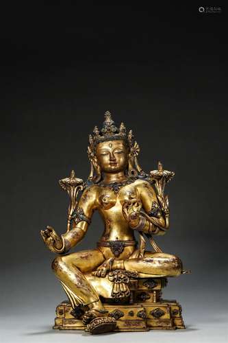 A gilding copper Guanyin bodhisattva statue