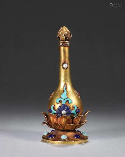 A gilding silver turquoise-inlaid vase