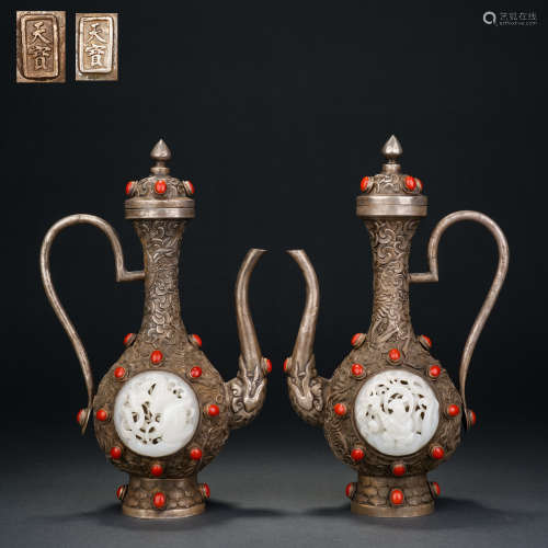 Qing Dynasty A Pair of Silver Auspicious Cloud and Dragon In...