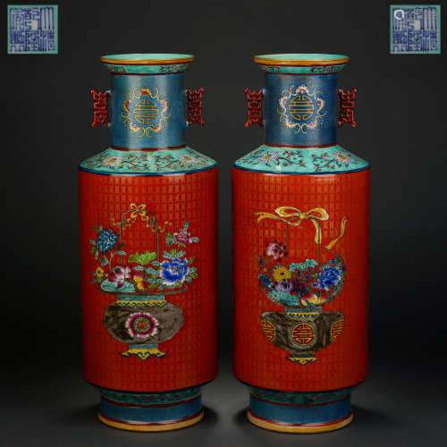 A Pair of Enamel Color Flower Shou Character Gallbladder Vas...