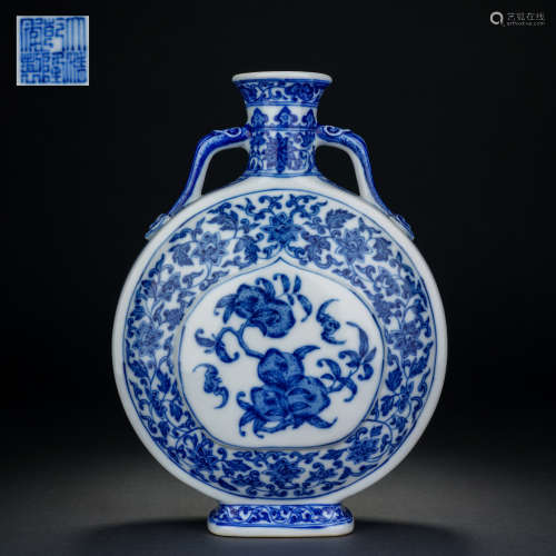 Qing Dynasty blue and white longevity peach pattern flat bot...
