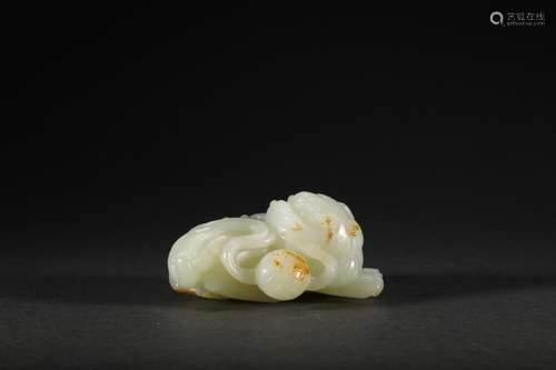 Hetian jade lion play the ballSize: 7.1 * 5.1 * 3.5 cm weigh...