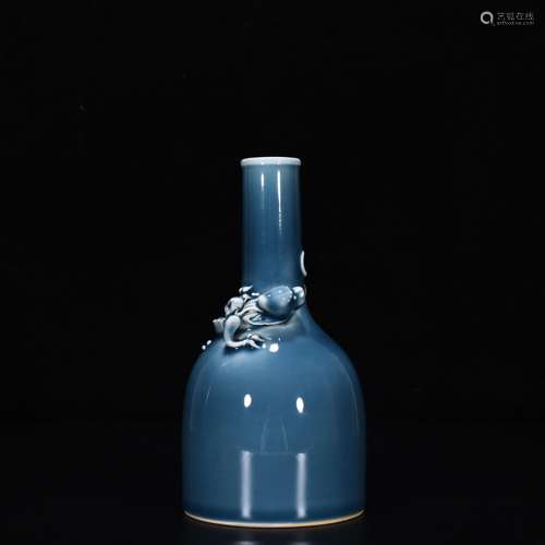 Powder blue glaze therefore dragon bell18 cm high 9.3 cm wid...