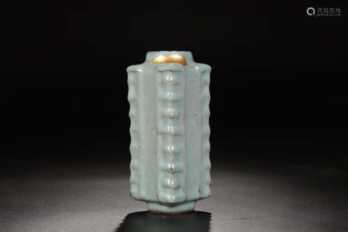 : the songlongquan powder blue glaze cong type small bottleS...