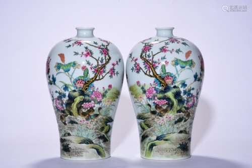 Powder enamel acknowledged the plum bottle a pair of flowers...