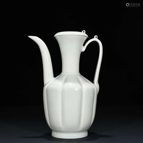 Left without shadow blue glazed stare blankly ewer 21 * 16 c...