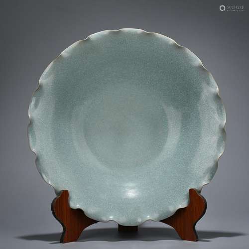 Your kiln azure glaze ice crack bowl of a lotus leafCollecti...