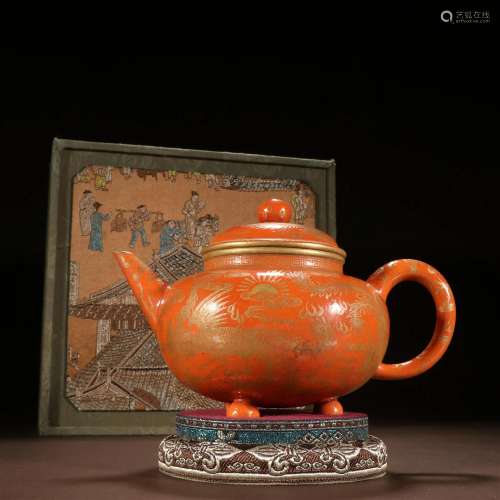 Qing Dynasty teapot with purple sand and gold